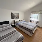 Apartment Versizo Rogoznica
